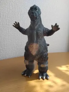 ビンテージ 1983年 初版 バンダイゴジラ フィギュア 約30cm - メルカリ