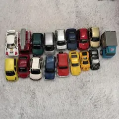 トミカ ミニカー まとめ売り 大量 約80台 - メルカリ