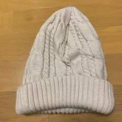 アイボリー ケーブル編み ビーニー