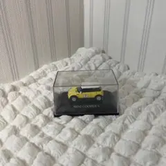 Item thumbnail for item f7f15210-cd92-4ca6-93d0-ce353646c7bf