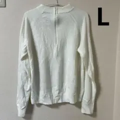 CLASSIC ELEMENTS 【L】ホワイトニットセーター値引きします