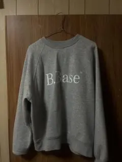 B.Base グレー スウェット
