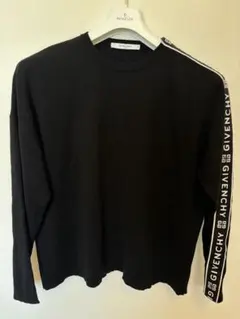 GIVENCHYジバンシー ニット•セーター