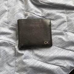 CK ブラック 二つ折り財布