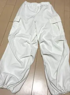 パンツ　ホワイト　ワイドパンツ　キッズ