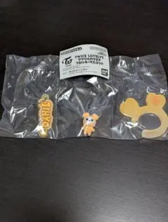 TWICE LOVELYS アクリルカラビナフロッキーマスコットガチャ ジヒョ