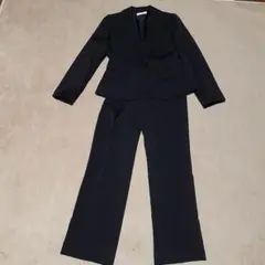 パンツスーツ黒
