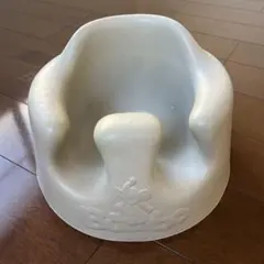 Bumbo ベビーチェア グレー