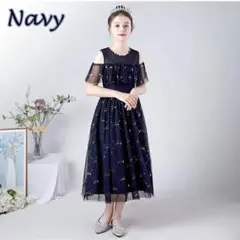 ネイビーのオフショルダーチュールワンピース　165