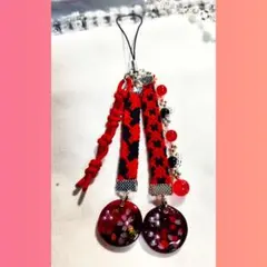 和風ストラップ・和風チャーム・ビーズストラップ・赤・黒・桜・蝶・推し活・ミサンガ