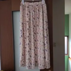 LUCA.花柄スカート