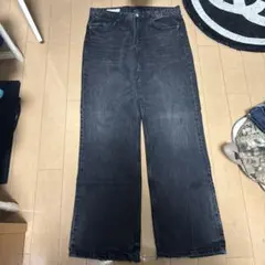 ダークグレー ストレートデニム　フレアデニム