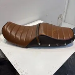 バリオスⅡ型 タックロールシート 茶ツートン ボタンのサムネイル