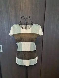 合馬公式アカウント1様専用　PLEATS PLEASE! ストライプ 半袖