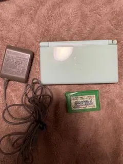 Nintendo DS lite 本体とポケットモンスター　リーフグリーン