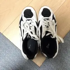Mizuno 卓球シューズ 27.5cm