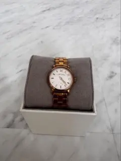 値下げ！MARC BY MARC JACOBS 腕時計 ゴールドのサムネイル