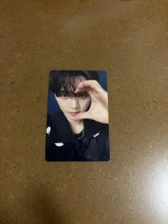 ZB1 ハンユジンICONIK 封入トレカ