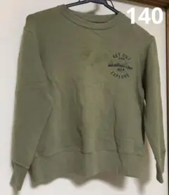 ユニクロ　トレーナー 140㎝　カーキ