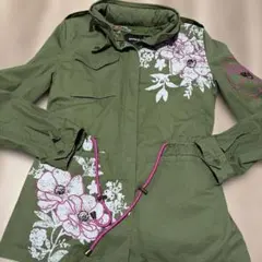 desigual ジャケット　花柄　ジャンパーのサムネイル