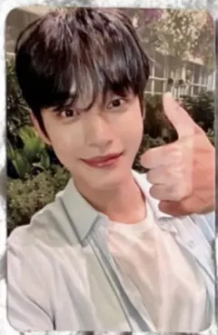 ZB1 JUMP UP予約特典キムジウントレカ