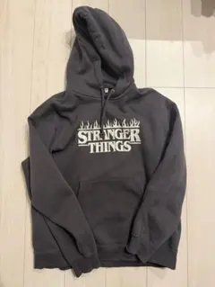 GU × Stranger Things パーカー