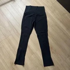 黒いマタニティパンツ M