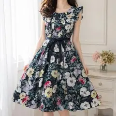 美品 ウィルセレクション 花柄ワンピース フレア リボン付 フリル ノースリーブのサムネイル