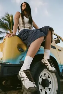 アシックス テンプテーションバケーション スニーカー 24cm ローカット