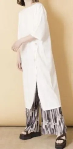 オズモーシス✴︎スナップスリットロングＴシャツのサムネイル