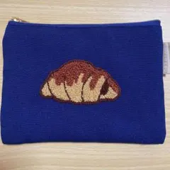 サンマルクカフェ 2026福袋 チョコクロ刺繍ポーチ(青)