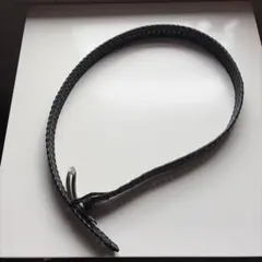 黒い編み込みカジュアルベルト