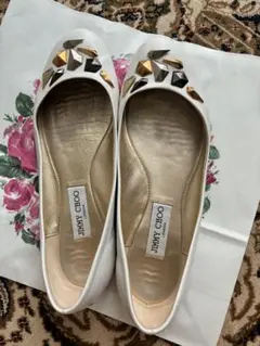 JIMMY CHOO ホワイト フラットシューズ スタッズ