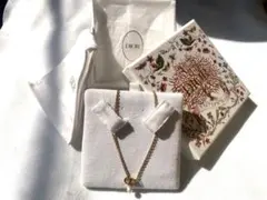 Dior パール付きネックレス　箱付き
