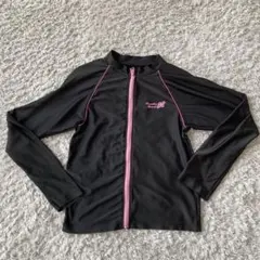 ラッシュガード　黒　150センチ　女の子