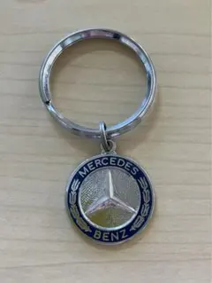ベンツ　キーホルダー