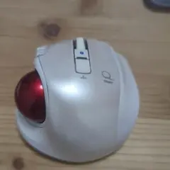 Digioトラックボールマウス MUS-TBLF134W