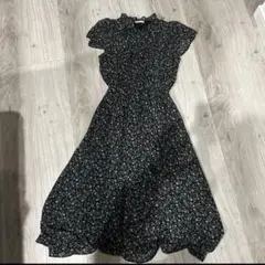 ハニーズ コルザ 花柄 シフォン ワンピース S ブラック ウエストゴム フリルのサムネイル
