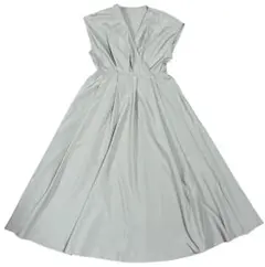 美品 グレージュ ワンピース Ｍサイズ ノースリーブ Vネック マキシ ロング