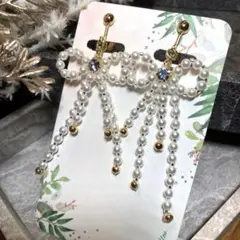 【リボン】ホワイトパール　フェミニンゴールドイヤリング　ピアスに変更可能