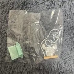 ガチャガチャ　サンリオキャラクターズ　ブランコ　シナモロール