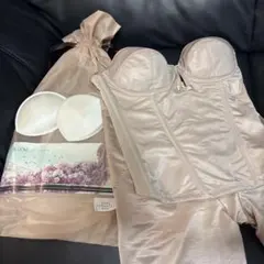 BLOOMLUXE ブライダルインナー ベージュ