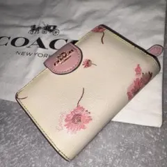 COACH コーチ 二つ折り財布 花柄 フローラル ピンク レザー