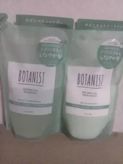 【お盆限定価格】BOTANISTボタニカル バウンシーシャンプー トリートメントのサムネイル