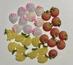 匿名配送 フルーツ キラキラ ネイルパーツ 30個