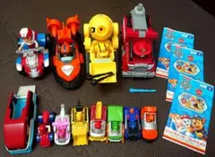 パウ・パトロール 車両12台セット フィギュア付き　ステッカー3枚