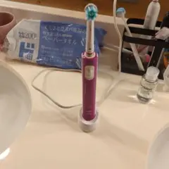 Oral-B Braun 電動歯ブラシ 本体 赤紫