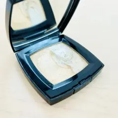 新品未使用CHANEL レーヴドゥカメリア　ハイライト 試してみた】レーヴ ドゥ カメリア CHANELの人気色