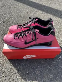 【美品NIKE shox z スニーカー ピンク×ブラック 27.5cm箱付き