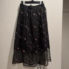 PAGEBOY 花柄刺繍　ロングスカート